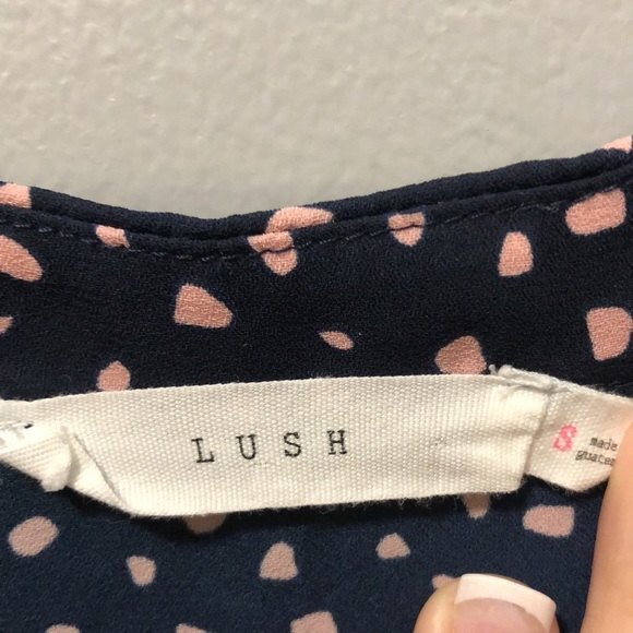 Size small lush blouse blue with pink speckled spots - Picture 2 of 6